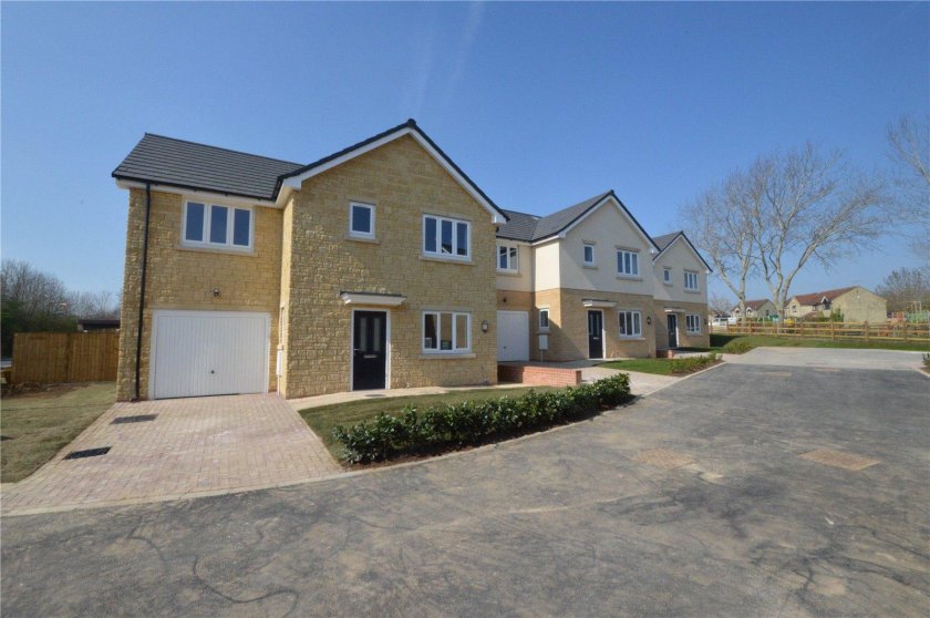 Pilgrim Close
